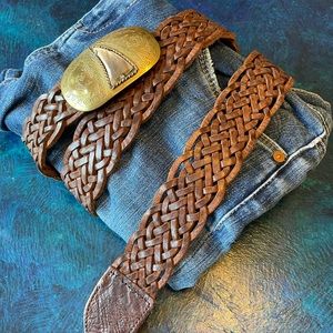 Womens warm dark brown braided leather CHICO BELT size M/L